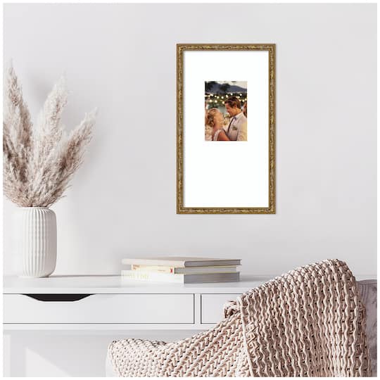 Kate and Laurel Belvedere Bronze Photo Frame with Mat